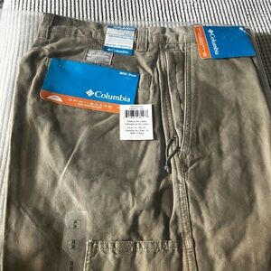 Columbia, Men’s ROC PANT, Flax, 34W x 30L, NEW